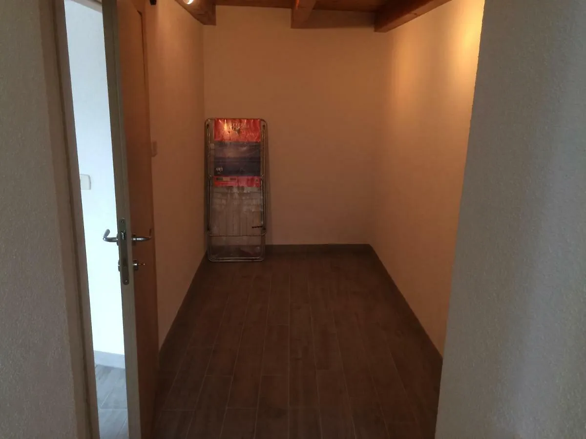 Appartamento Cadelagnel Castelletto Apartament