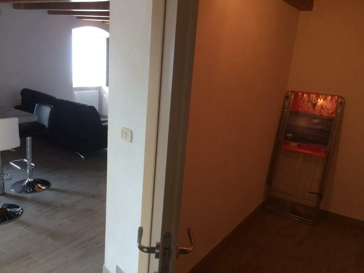 Apartament Appartamento Cadelagnel Castelletto Włochy