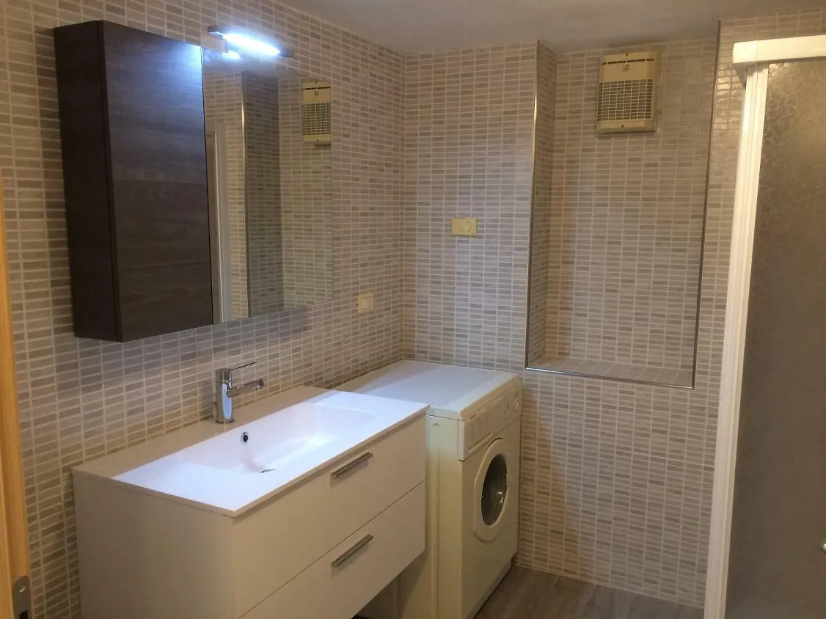 Apartment Appartamento Cadelagnel Castelletto Di Brenzone